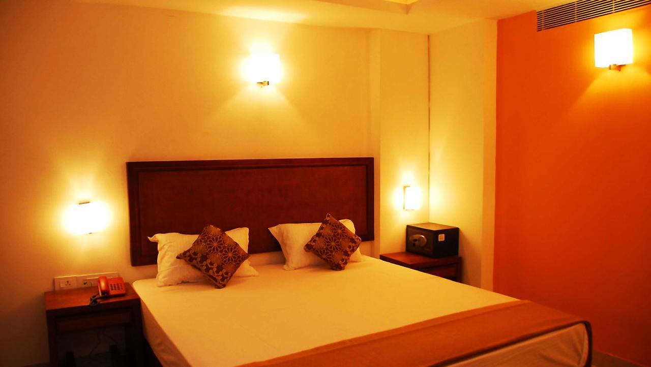 Budget Hotel Khammam Extérieur photo