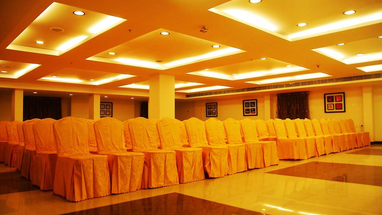 Budget Hotel Khammam Extérieur photo