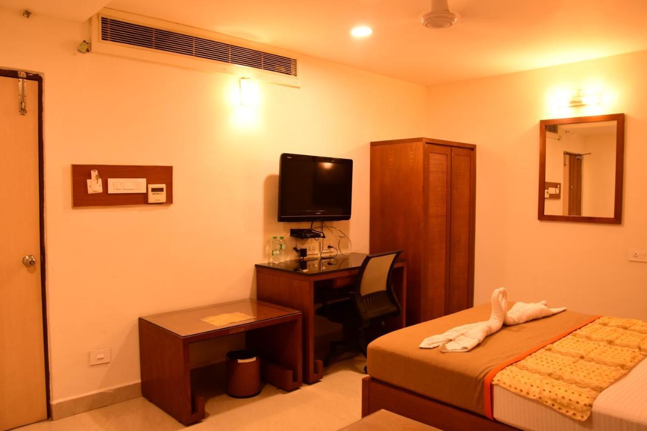 Budget Hotel Khammam Extérieur photo